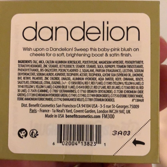 NEW Benefit cosmetics, 5 full size products with makeup bag, - Picture 9 of 14